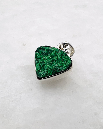 Uvarovite Drusy in 0.925 Silver