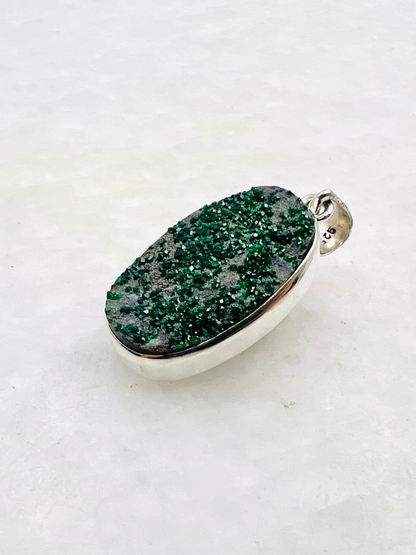 Uwarowit-Druse in 0,925 Silber