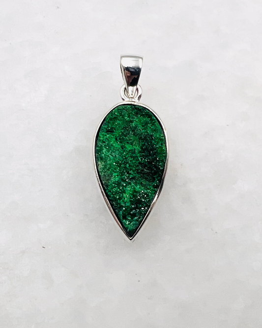 Uvarovite Drusy in 0.925 Silver