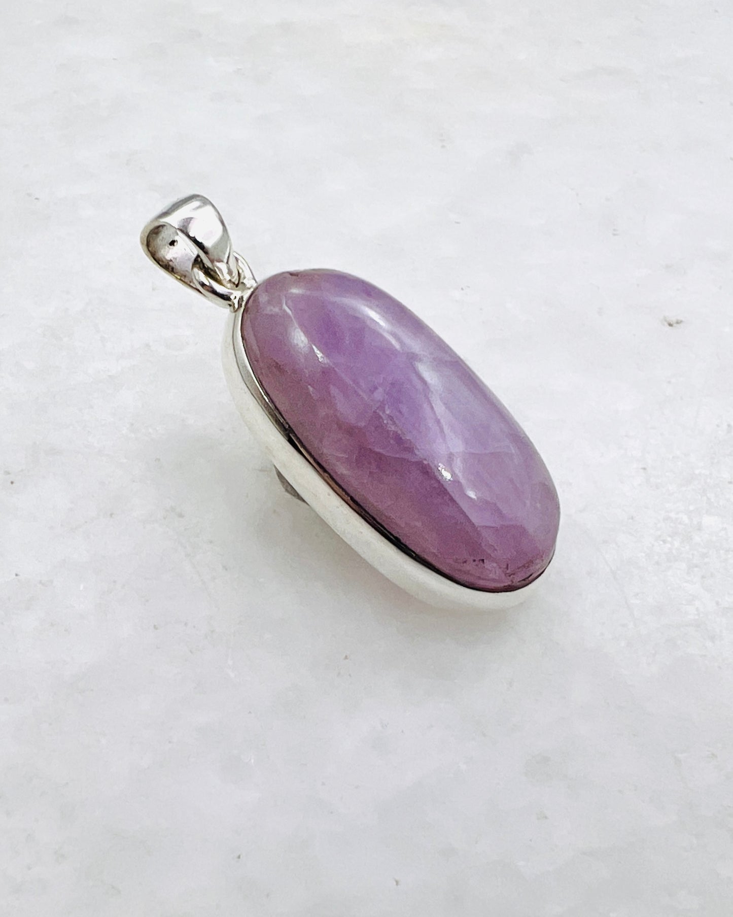 Kunzite in 0.925 Silver