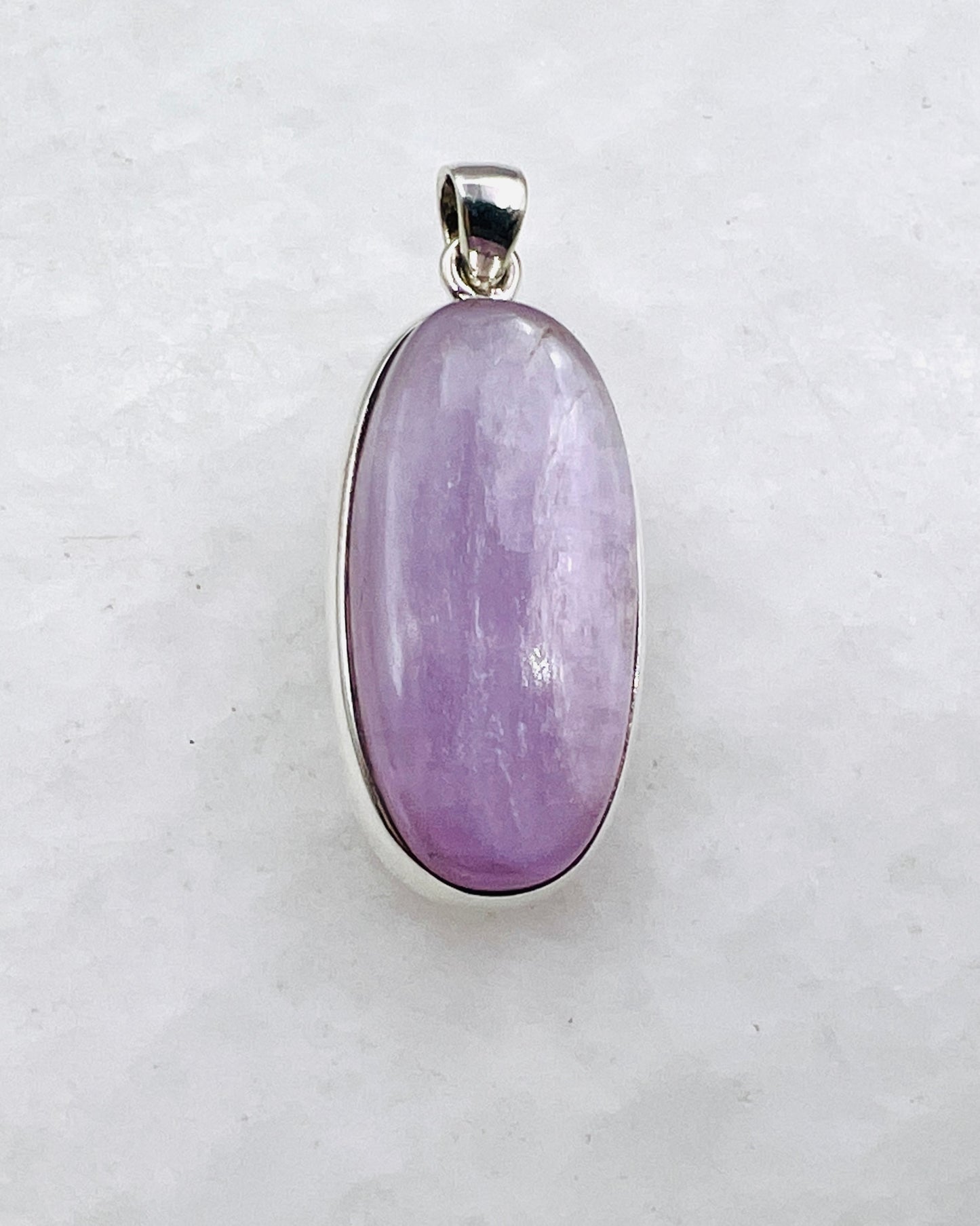 Kunzite in 0.925 Silver