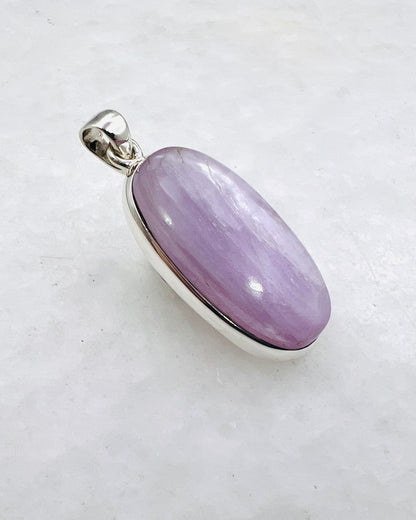 Kunzite in 0.925 Silver