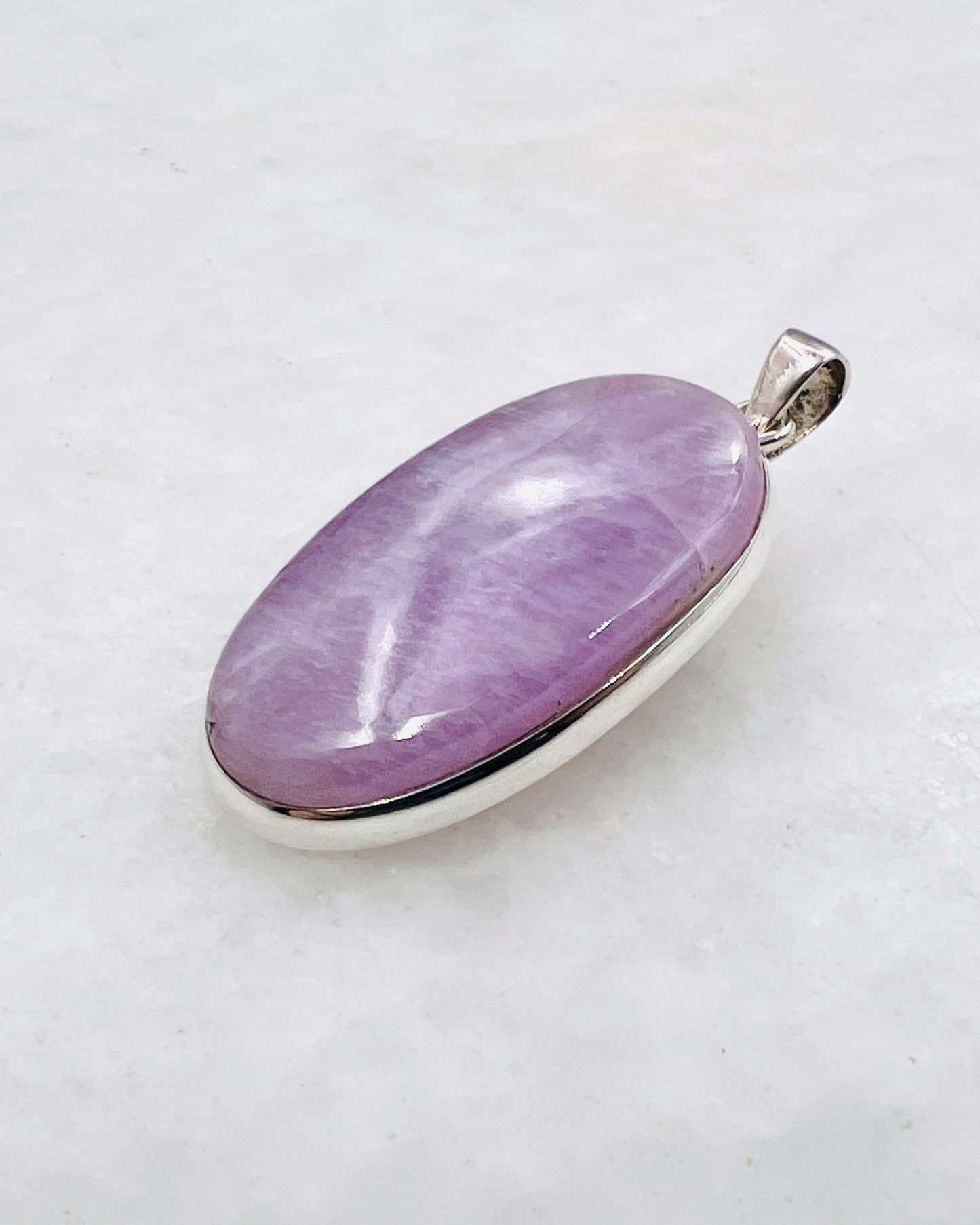 Kunzite in 0.925 Silver