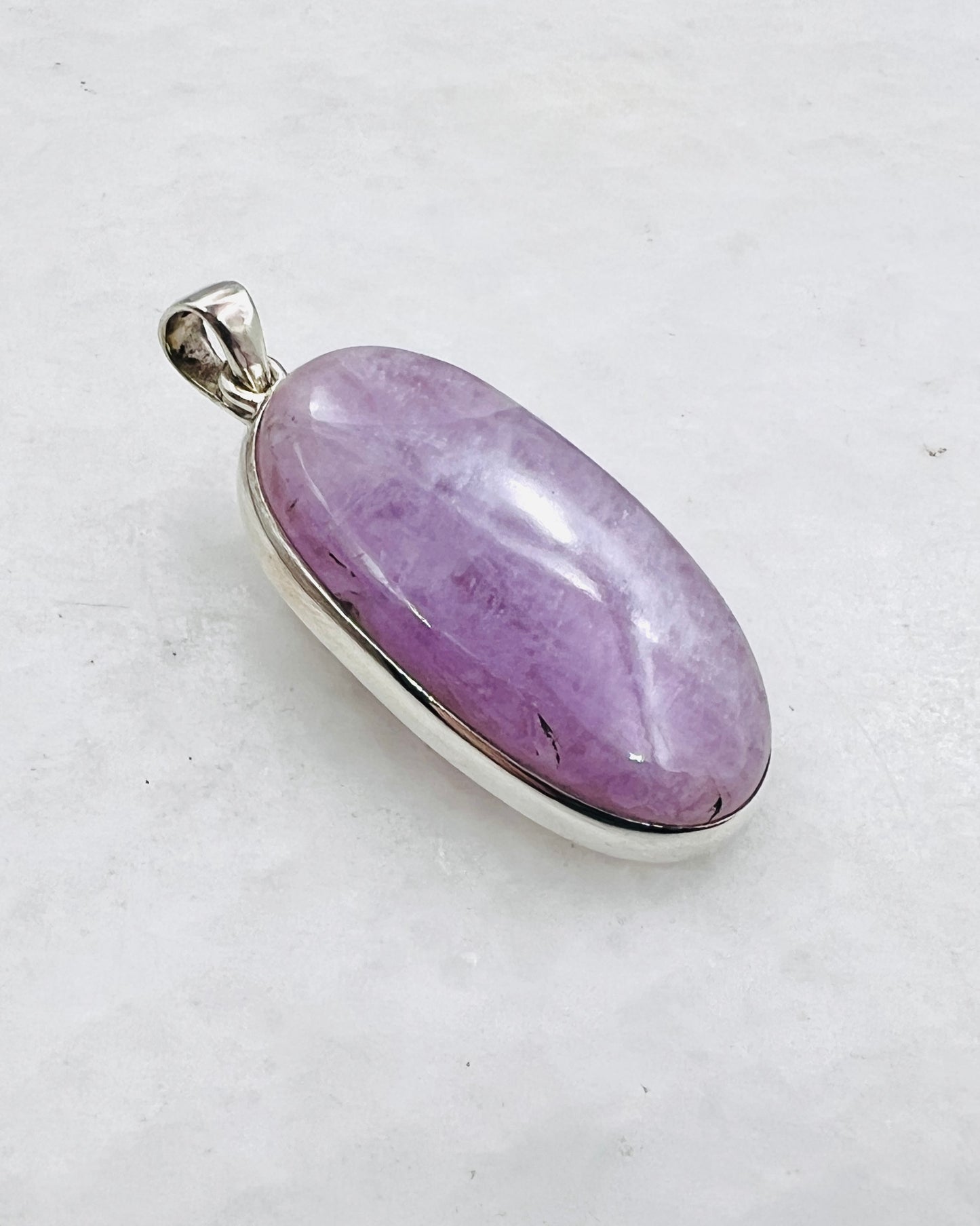 Kunzite in 0.925 Silver