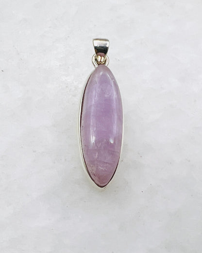 Kunzite in 0.925 Silver