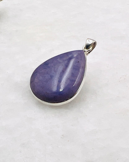 Lavender Jade in 0.925 Silver