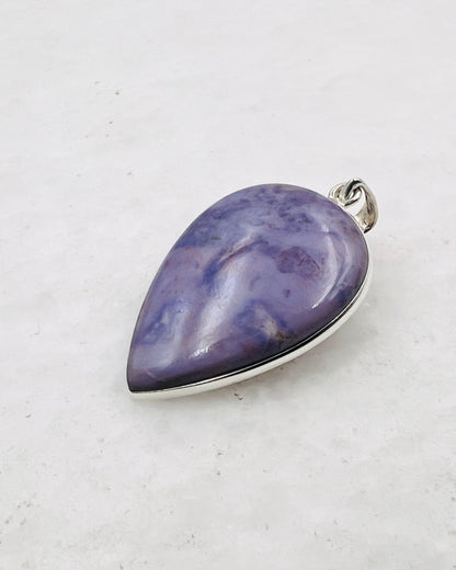 Lavendelfarbener Jade in 925er Silber