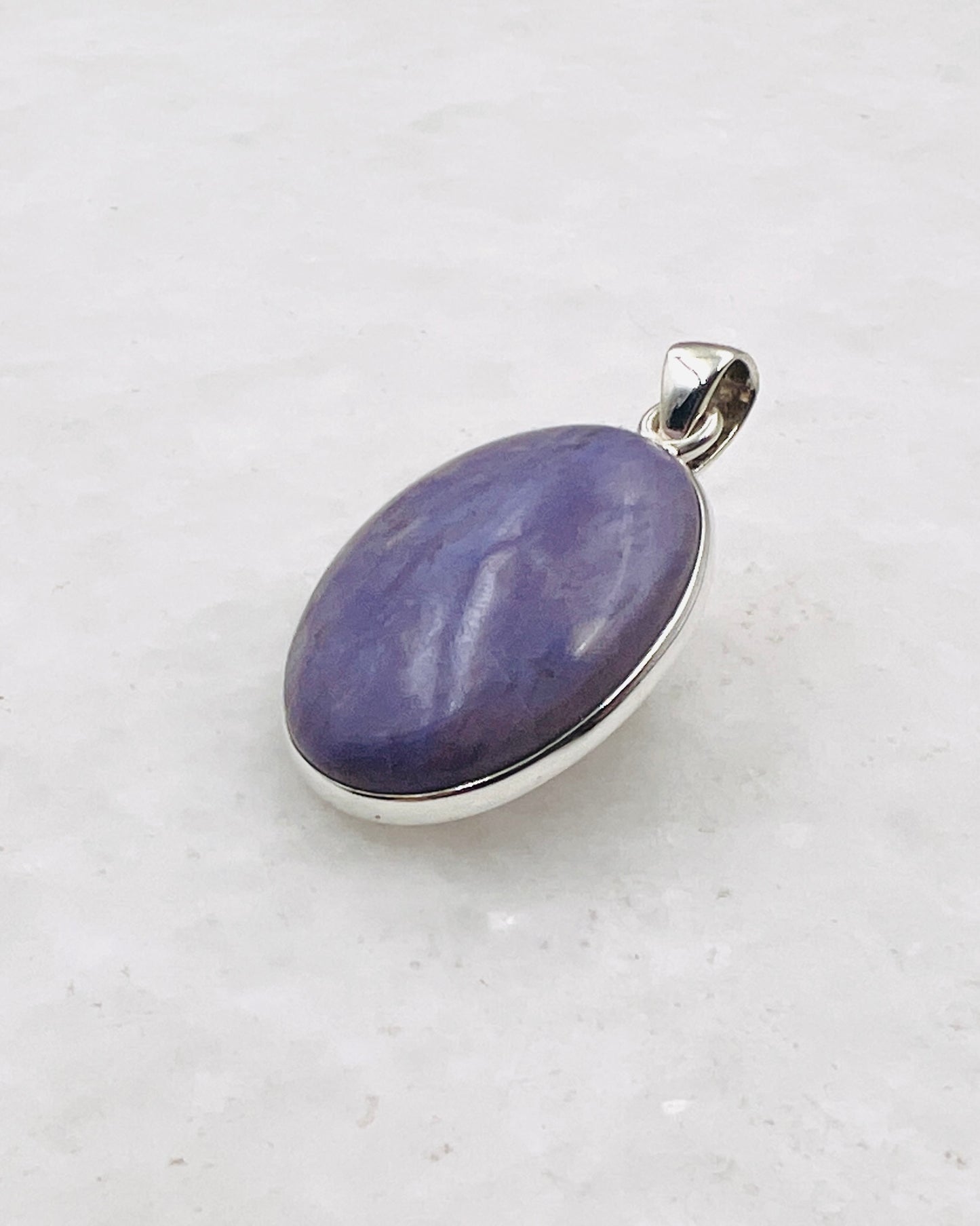 Lavender Jade in 0.925 Silver