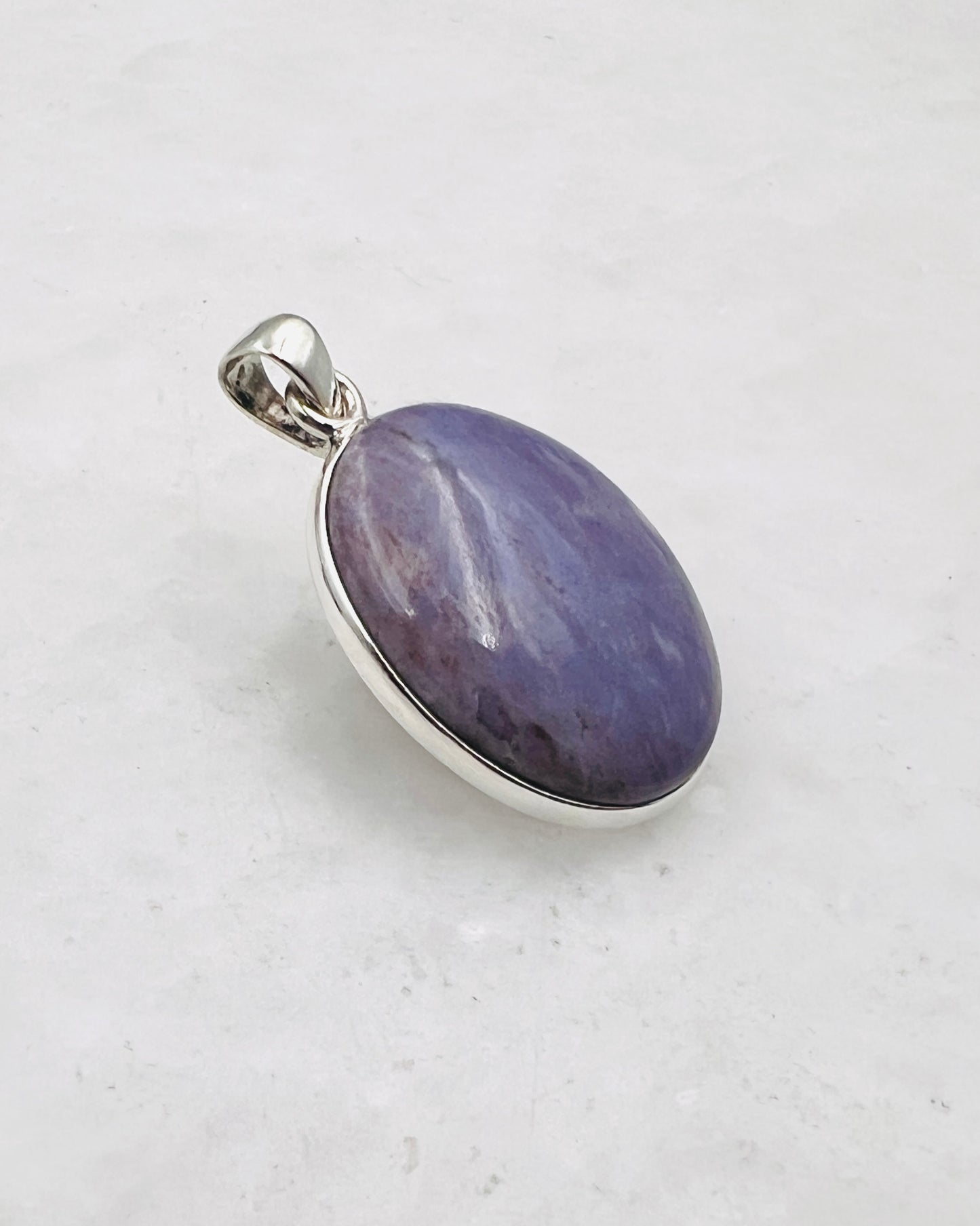 Lavender Jade in 0.925 Silver