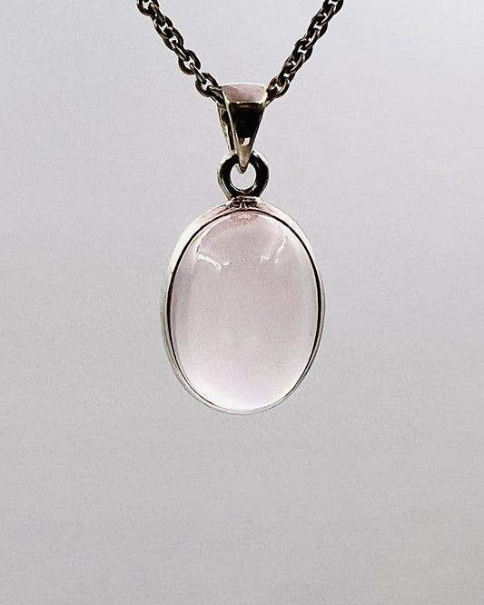 Rose Quartz in 0.925 Silver