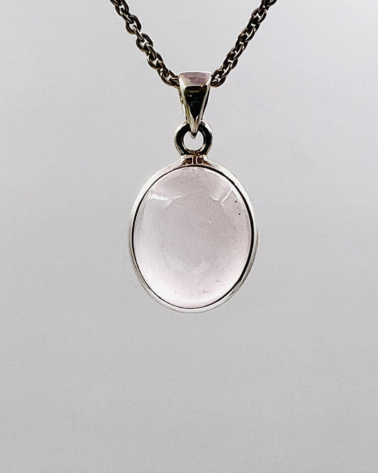 Rose Quartz in 0.925 Silver