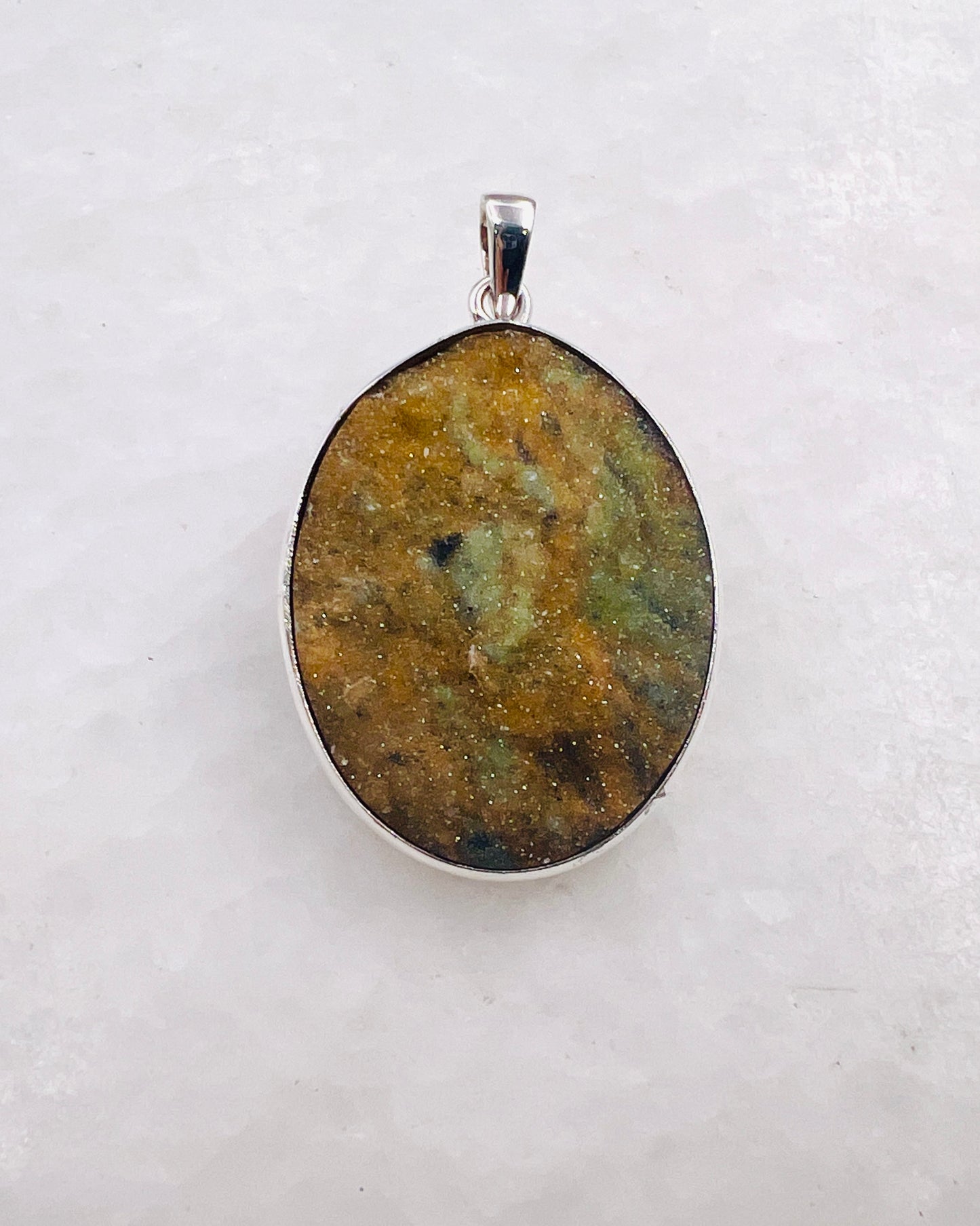 Drusy en calcédoine turque en argent 925