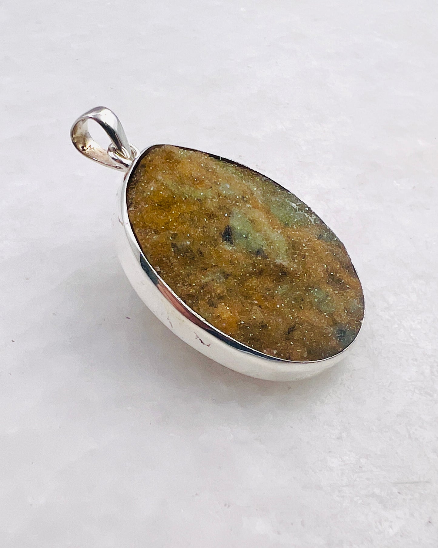 Drusy en calcédoine turque en argent 925