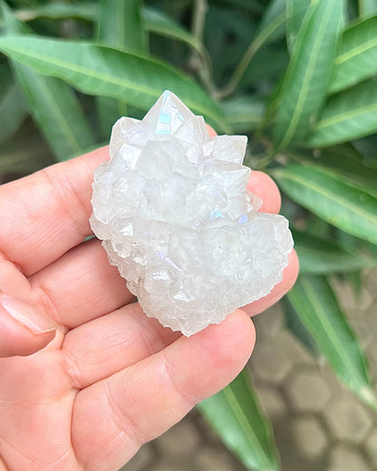 AAA Grade Natural Untreated Rainbow Quartz (Anandalite) from Maharastra, India