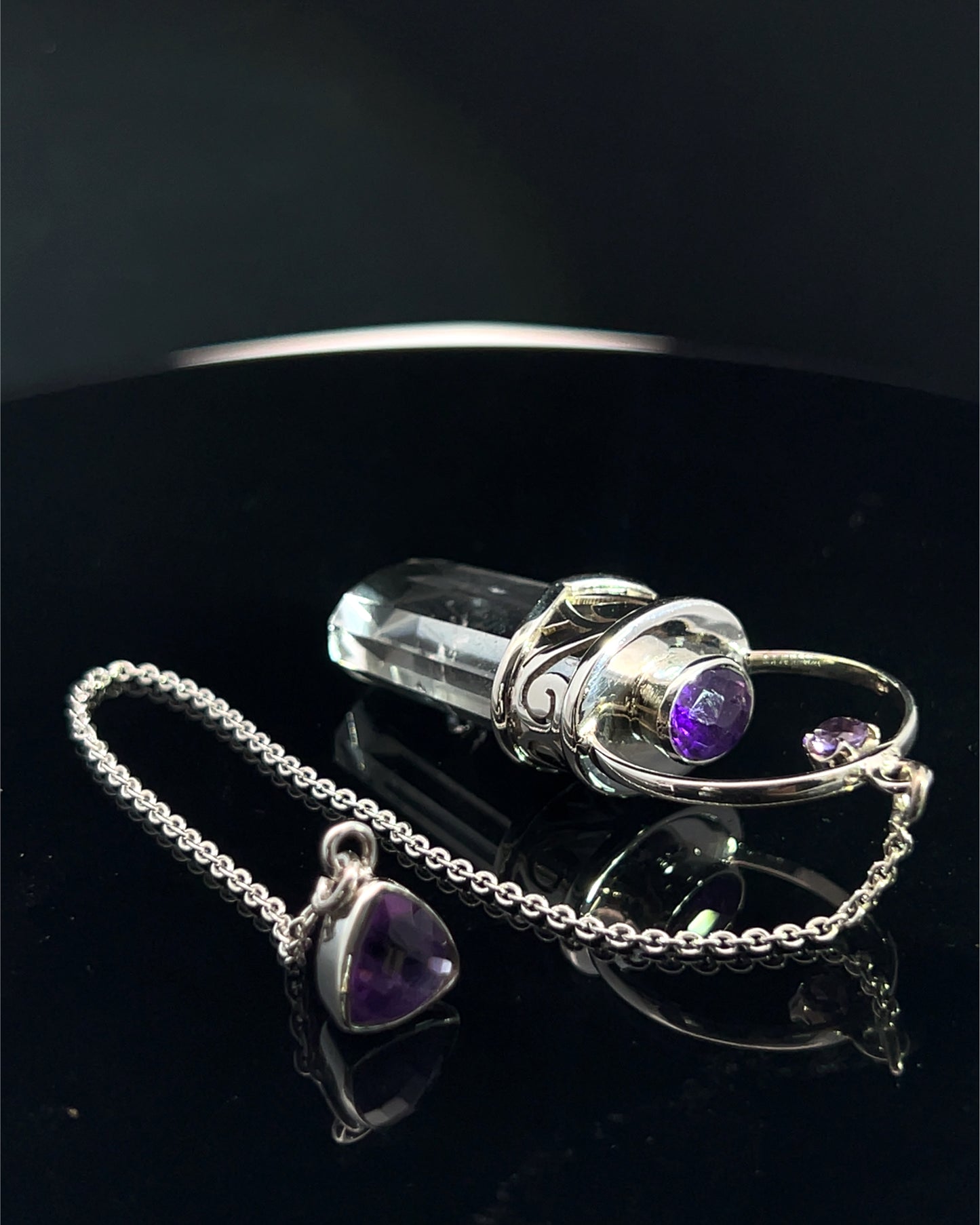 Straight 12 facet Crystal Point w/ Facetted Amethyst Accents in .925 Silver Setting w/ Fancy Cutwork Patterns as a Pendulum
