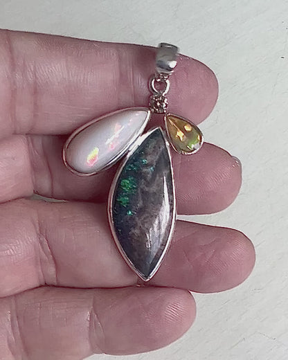 Andamooka Opal with Ethiopian Opals & Diamonds as a Combi Pendant