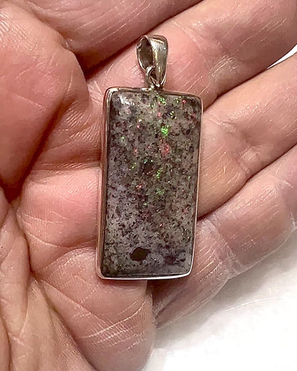 Andamooka Opal in 0.925 Silver