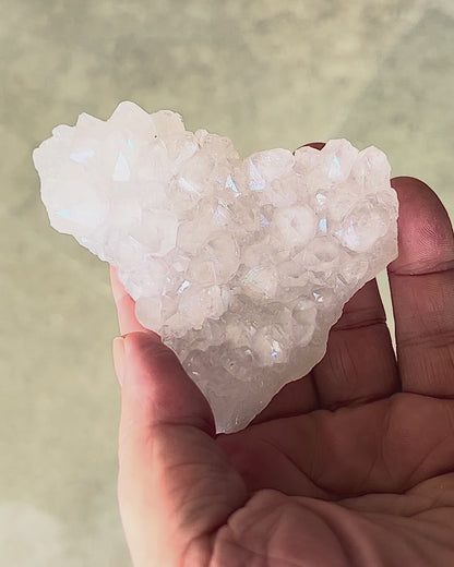 AAA Grade Natural Untreated Rainbow Quartz (Anandalite) from Maharastra, India